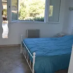 4 Pieces Dans Petite Calme, Climatisation Et Piscine Apartman *
