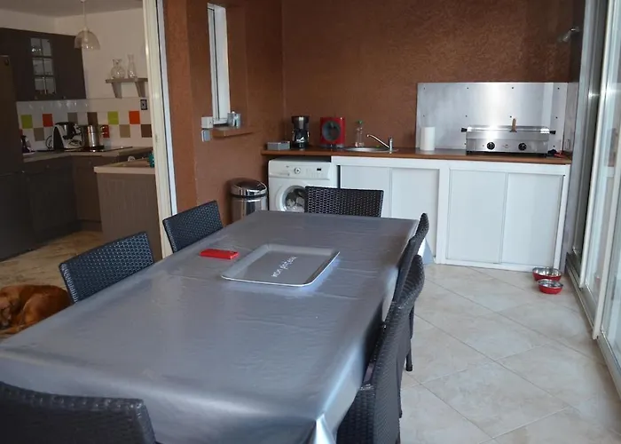 Apartamento 4 Pièces Dans Petite Résidence Calme, Climatisation Et Piscine