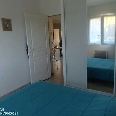 4 Pieces Dans Petite Calme, Climatisation Et Piscine 아파트