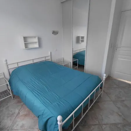 4 Pieces Dans Petite Calme, Climatisation Et Piscine 아파트