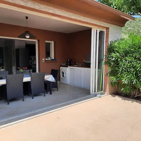 4 Pieces Dans Petite Calme, Climatisation Et Piscine 올레타