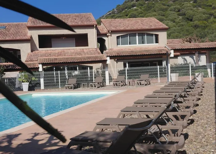 4 Pieces Dans Petite Calme, Climatisation Et Piscine 奥莱塔