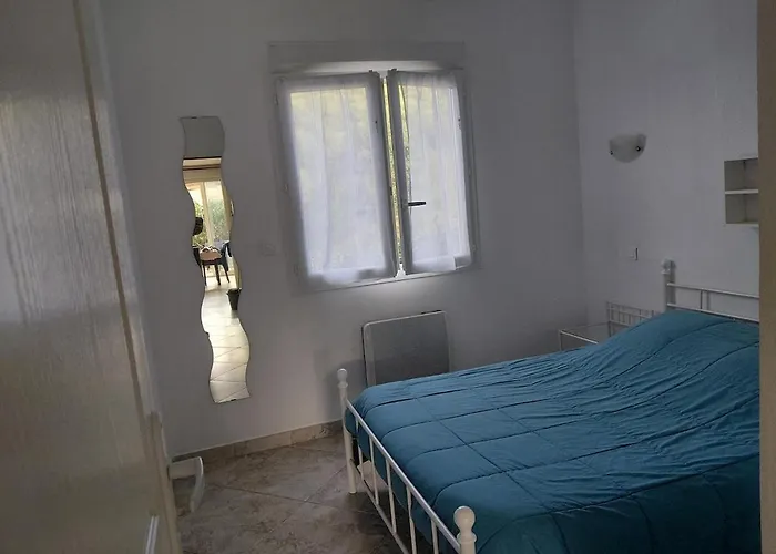 4 Pieces Dans Petite Calme, Climatisation Et Piscine * 奥莱塔