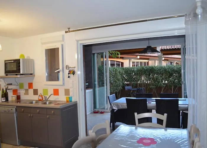 4 Pieces Dans Petite Calme, Climatisation Et Piscine 奥莱塔