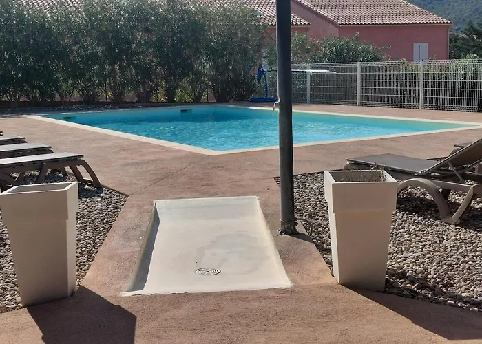 4 Pieces Dans Petite Calme, Climatisation Et Piscine 公寓 奥莱塔